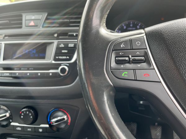 Hyundai i20 1.2 Deluxe 366113957