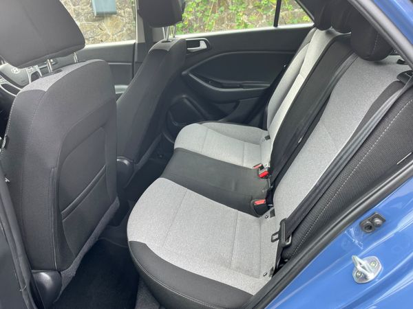 Hyundai i20 1.2 Deluxe 366113970