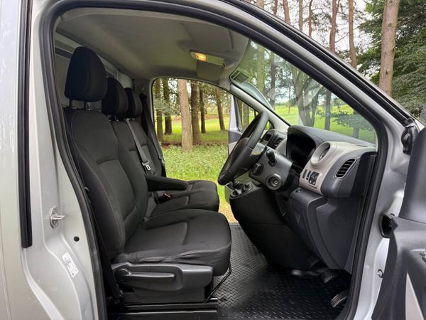 Renault Trafic 2016 Diesel Van 366125876