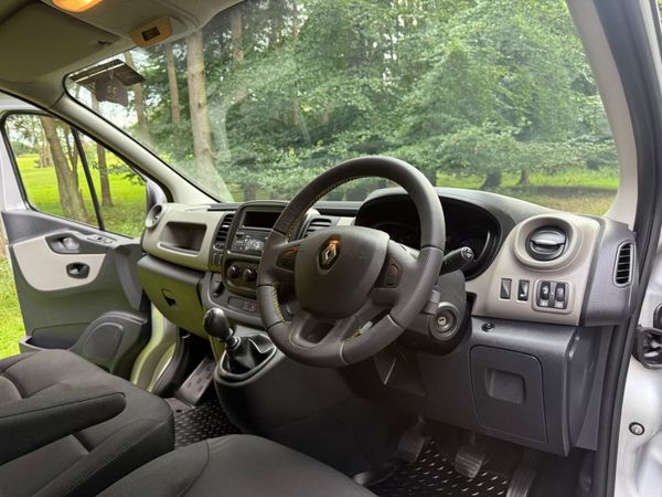 Renault Trafic 2016 Diesel Van 366125870