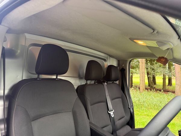 Renault Trafic 2016 Diesel Van 366125872