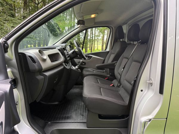 Renault Trafic 2016 Diesel Van 366125883