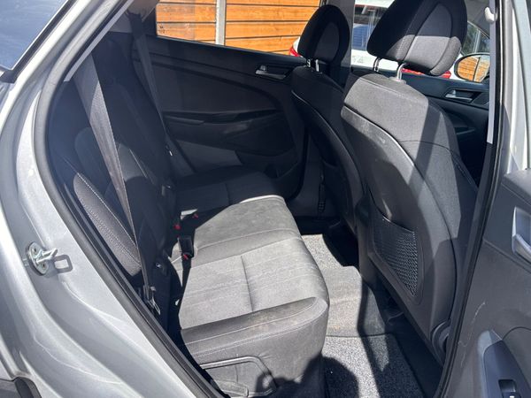 Hyundai Tucson 2017 petrol 366126026