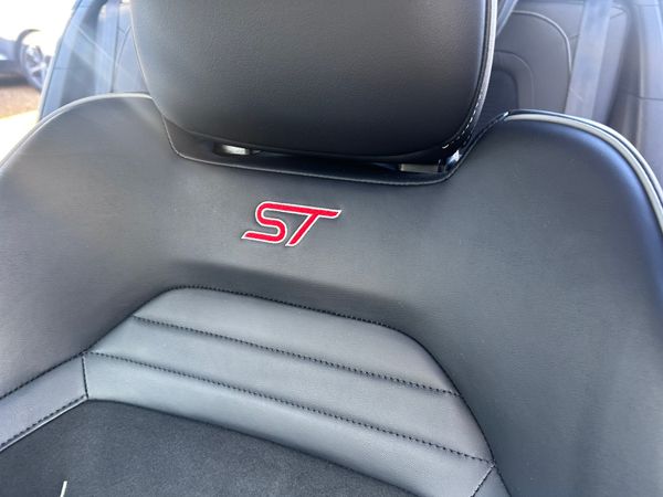 FORD FOCUS ST 366133382