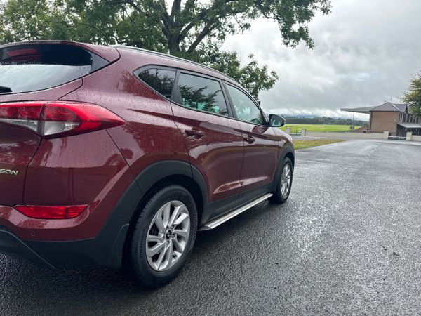 Hyundai Tucson 2016 Executive low mileage 366146014