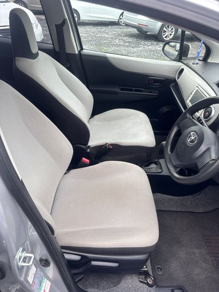 Toyota Vitz 2011 366148266