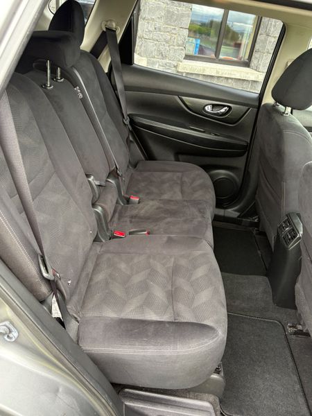 Nissan X-Trail 2016 366143896