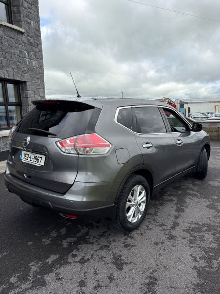 Nissan X-Trail 2016 366143931
