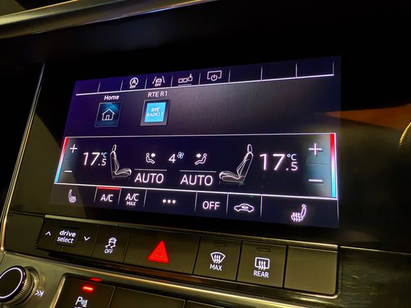 Audi A6 SLine/Black Edition 40TDi * LOW KLMS * 366158364