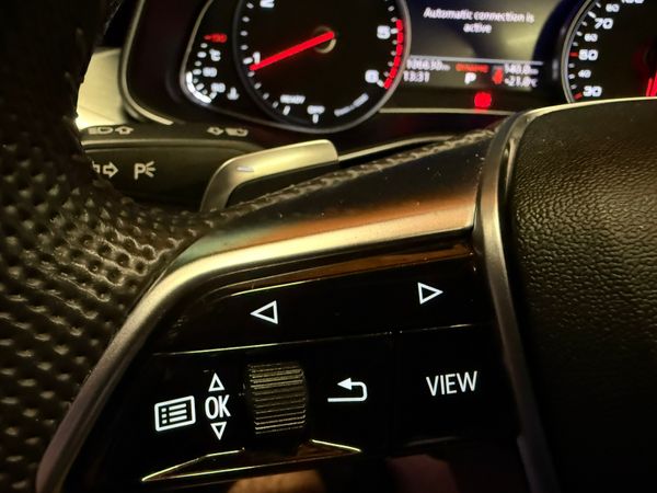 Audi A6 SLine/Black Edition 40TDi * LOW KLMS * 366158368