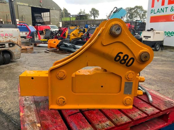 BLK 680 HAMMER , BREAKER.....50mm PINS.....1827. 366174483