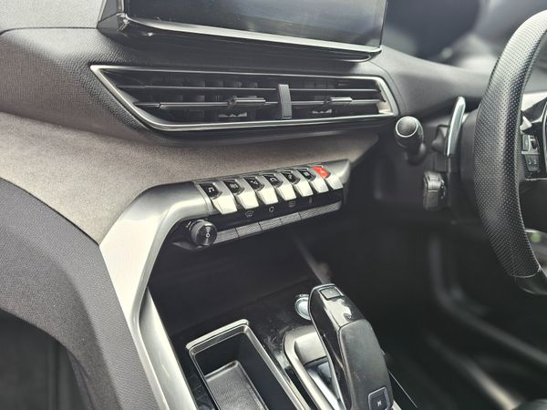 PEUGEOT 5008 GT 1.2 // VAN PETROL AUTOMATIC 366176766