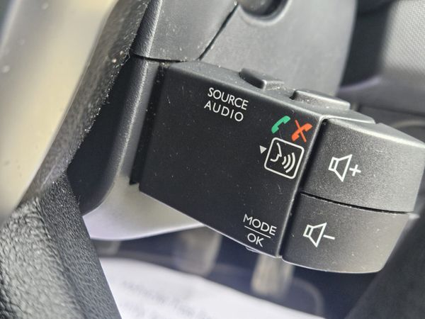 Dacia Sandero 1.0 PETROL ESSENTIAL MODEL** NEW NCT 366187280
