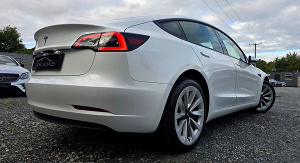 🔥 2022 Tesla Model 3 Standard Range Plus 366214715