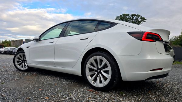 🔥 2022 Tesla Model 3 Standard Range Plus 366215024