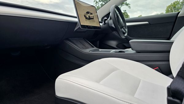 🔥 2022 Tesla Model 3 Standard Range Plus 366215159