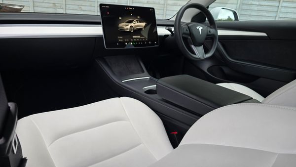 🔥 2022 Tesla Model 3 Standard Range Plus 366215178
