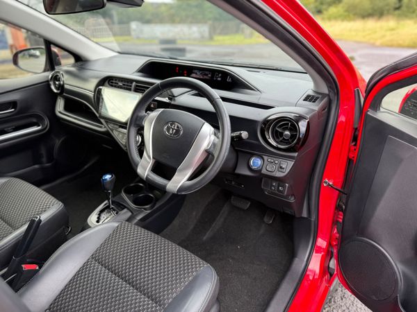 TOYOTA AQUA  ( 2015 ) 1.5L PETROL HYBRID AUTOMATIC 366218497