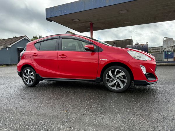 TOYOTA AQUA  ( 2015 ) 1.5L PETROL HYBRID AUTOMATIC 366218492