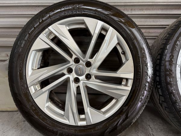 Audi Q7 S-Line 20” Alloys 366212884