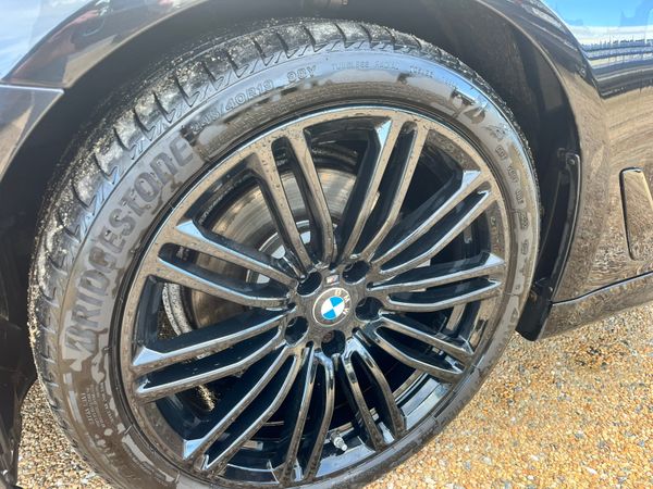 BMW 520 MSPORT TOURER 366238648