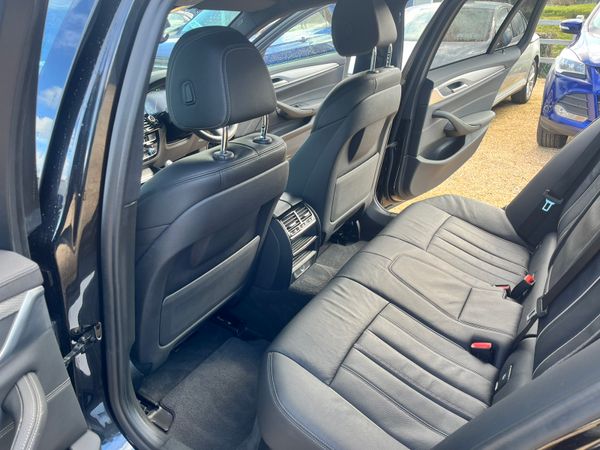 BMW 520 MSPORT TOURER 366238658