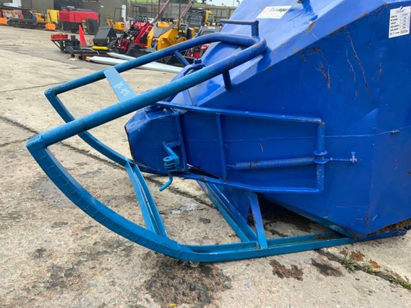 750lts EICHINGER CONCRETE FILLING SKIP........162 366232874