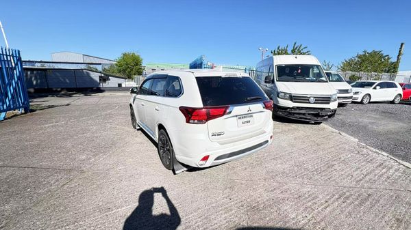Mitsubishi Outlander 2.0 Hybrid Plug in 2018 366244258