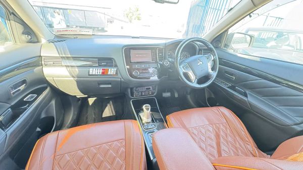 Mitsubishi Outlander 2.0 Hybrid Plug in 2018 366244260