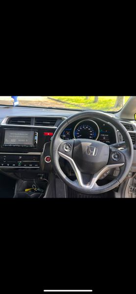 Honda Fit 2015 1.5 hybrid 366249343