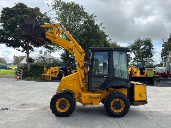 2010 JCB 2CX Loader 366249487