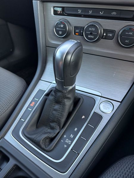 Volkswagen Golf Estate Variant 1.2 TSi Automatic 366243295