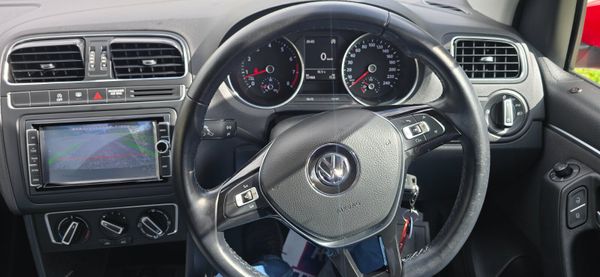 VOLKSWAGEN POLO 2016/6 PREMIUM EDITION NAVIGATION 366265368