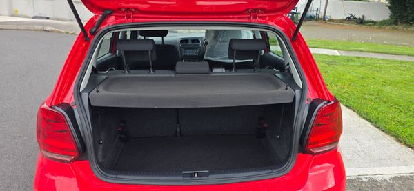 VOLKSWAGEN POLO 2016/6 PREMIUM EDITION NAVIGATION 366265363