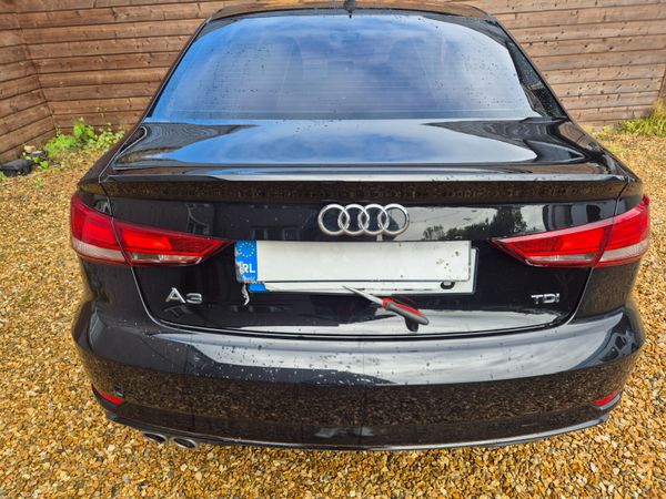 Audi A3 2017 Saloon 366262135