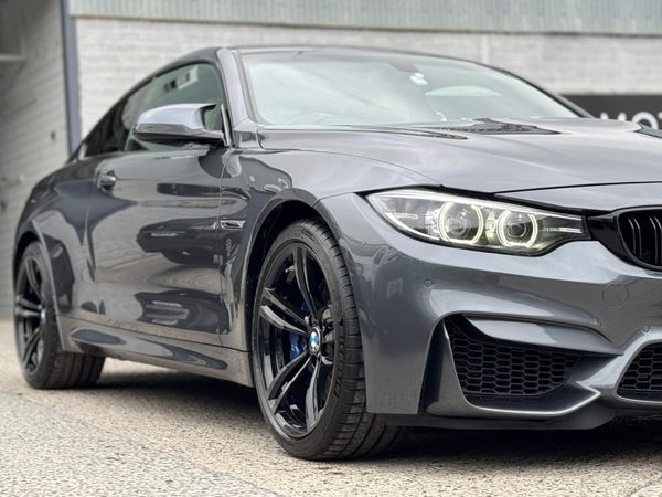 Bmw M4 Coupe 3.0 DCT Shadow Edition 366277637