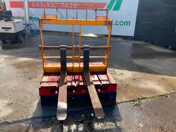 JCB Q/FIT TELEPORTER FORK CARRIAGE.....4848. 366270268
