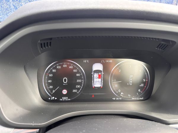 Volvo XC60 D4 AWD MOMENTUM 366270556