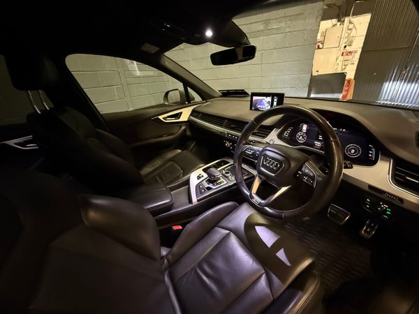 Audi Q7 3Ltr TDi SLine Quattro 7 Seat 366280100