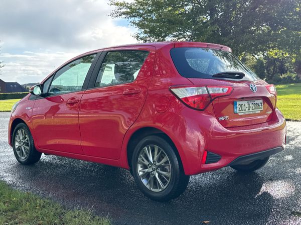 Toyota Yaris 2020 Hybrid 1.5 Low Mileage 366281575