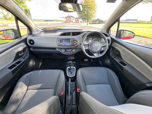 Toyota Yaris 2020 Hybrid 1.5 Low Mileage 366281731