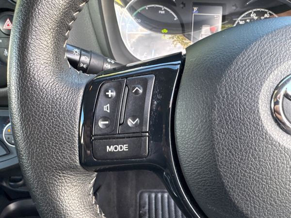 Toyota Yaris 2020 Hybrid 1.5 Low Mileage 366281805
