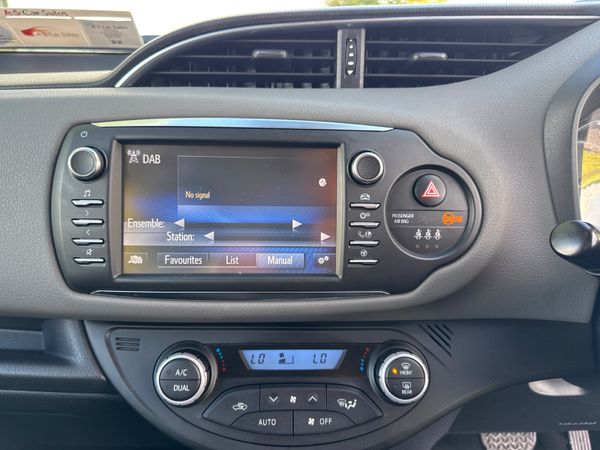 Toyota Yaris 2020 Hybrid 1.5 Low Mileage 366281864