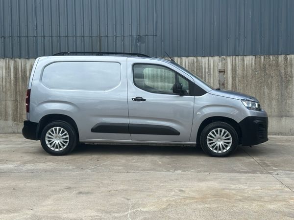 Citroen Berlingo 211 fantastic spec 366298811