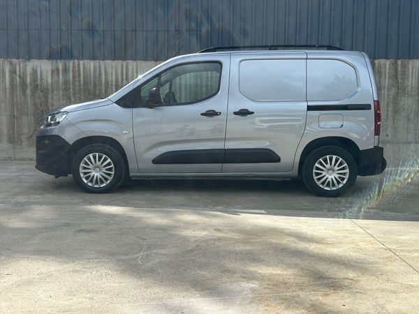 Citroen Berlingo 211 fantastic spec 366298887