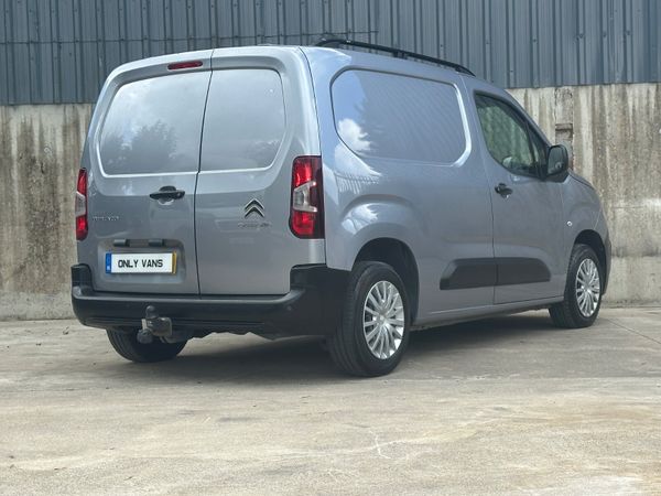 Citroen Berlingo 211 fantastic spec 366298930