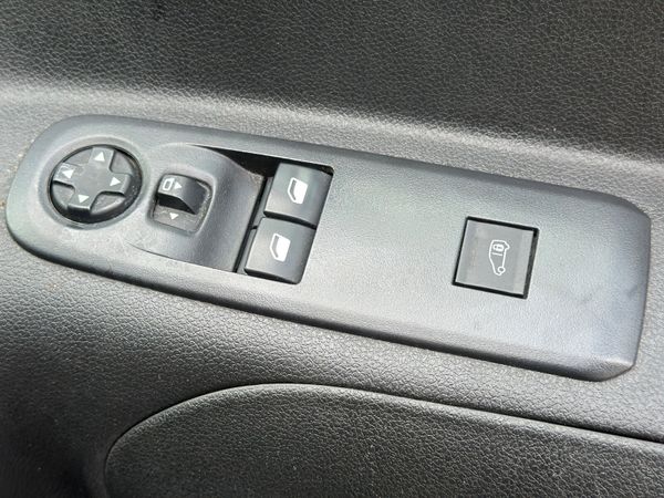 Citroen Berlingo 211 fantastic spec 366298953