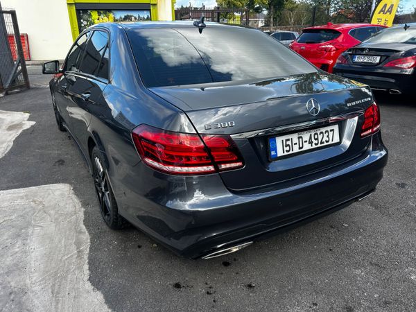 2015 MERCEDES E300 DIESEL HYBRID AMG NIGHT EDITION 366300076
