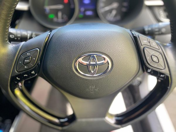 192 Toyota C-HR SOL AUTOMATIC 1.8 LOW MILES 366310213