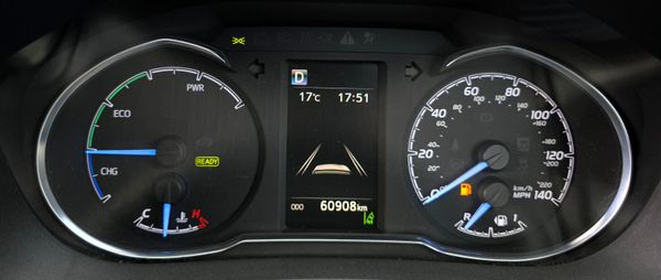 🔥 2018  Toyota Yaris 1.5 Automatic Petrol Hybrid 366311717